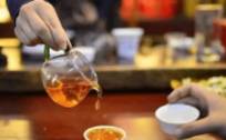 茶饮品牌“西部大开发”，地广人稀的甘肃新疆内蒙，茶饮店数量爆炸！